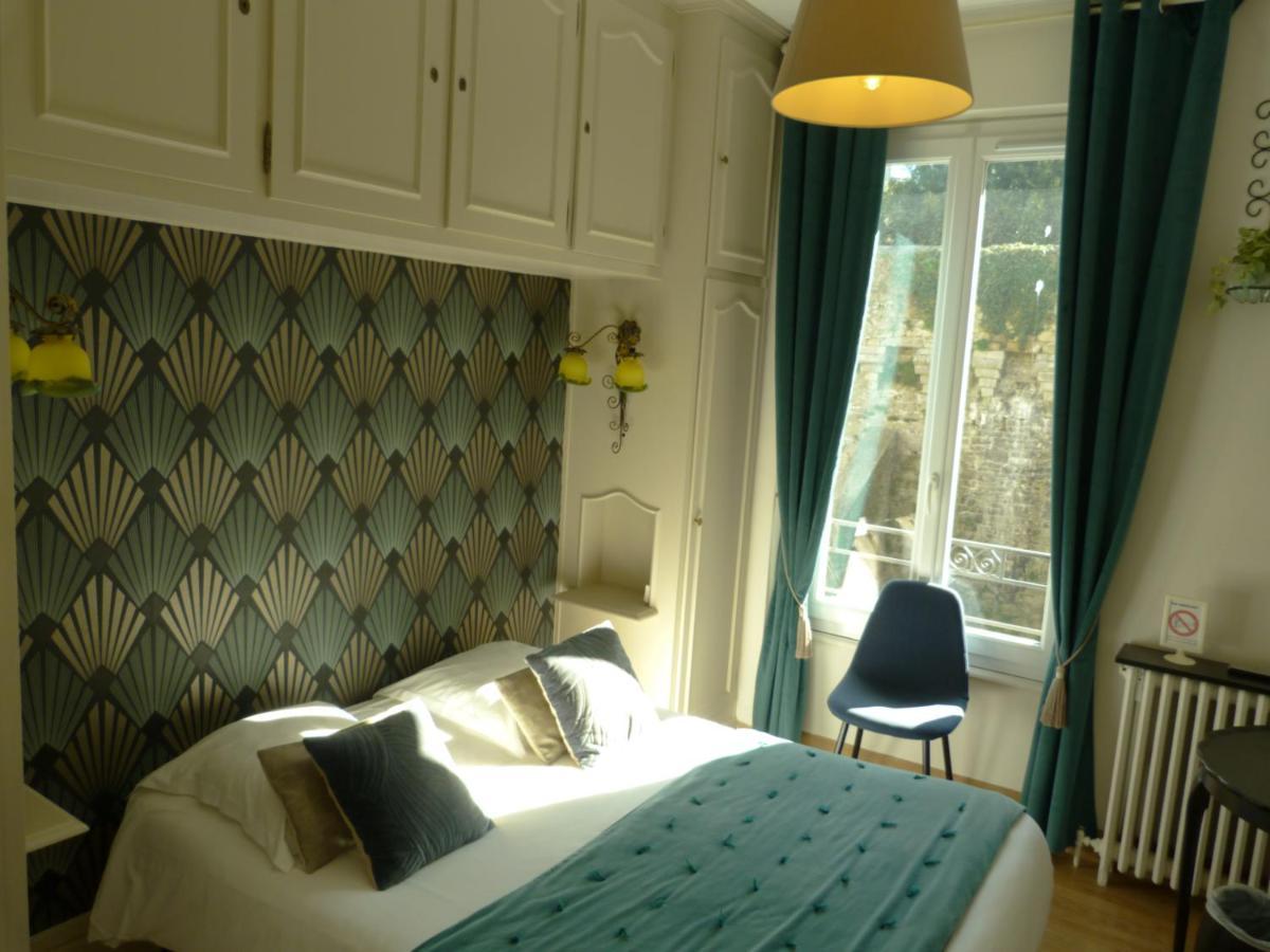 Hotel Le Bretagne 반느 외부 사진