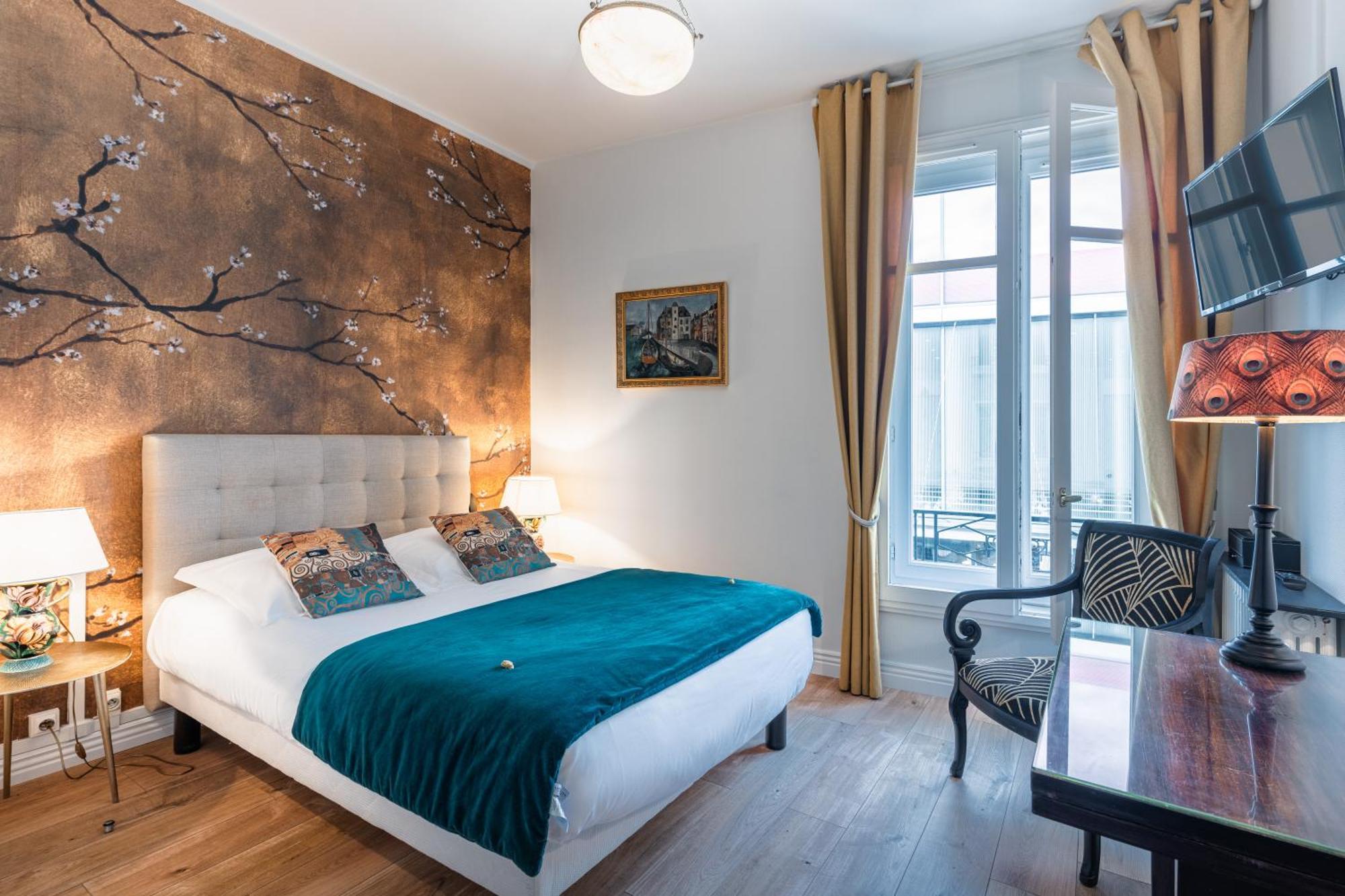 Hotel Le Bretagne 반느 외부 사진