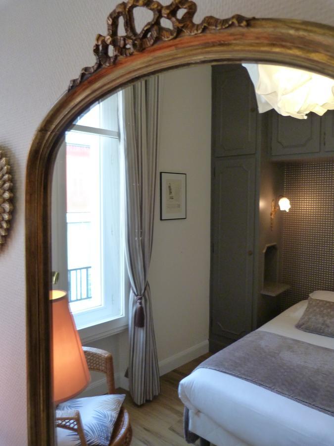 Hotel Le Bretagne 반느 외부 사진