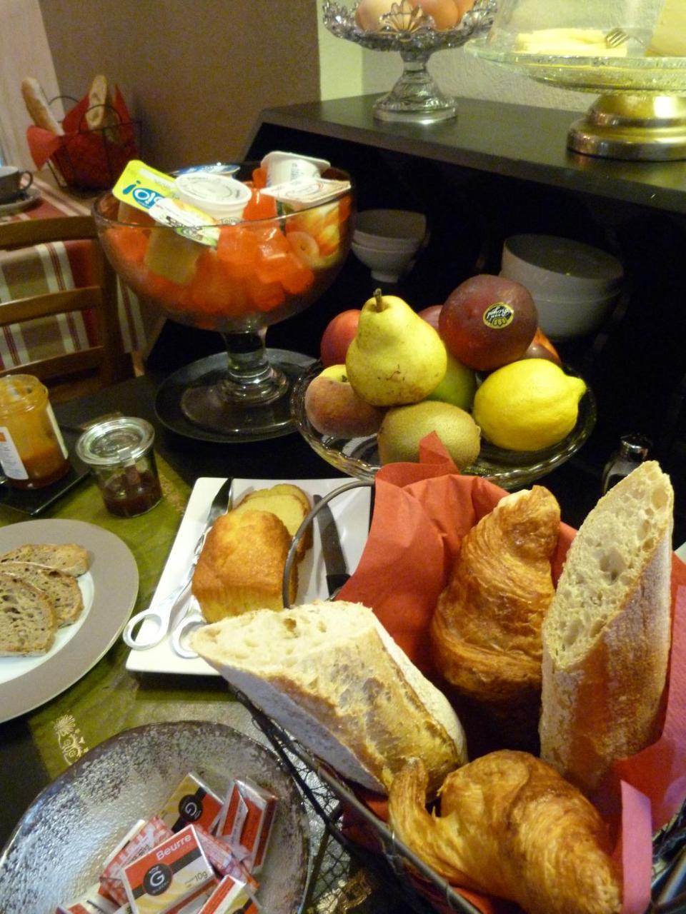 Hotel Le Bretagne 반느 외부 사진